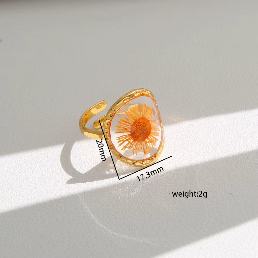 Y2K Tarnish Free Fashion 18K Gold Plated Stainless Steel Geometric Rings Women Resin Exquisite Real Dried Flower Rings Jewelry